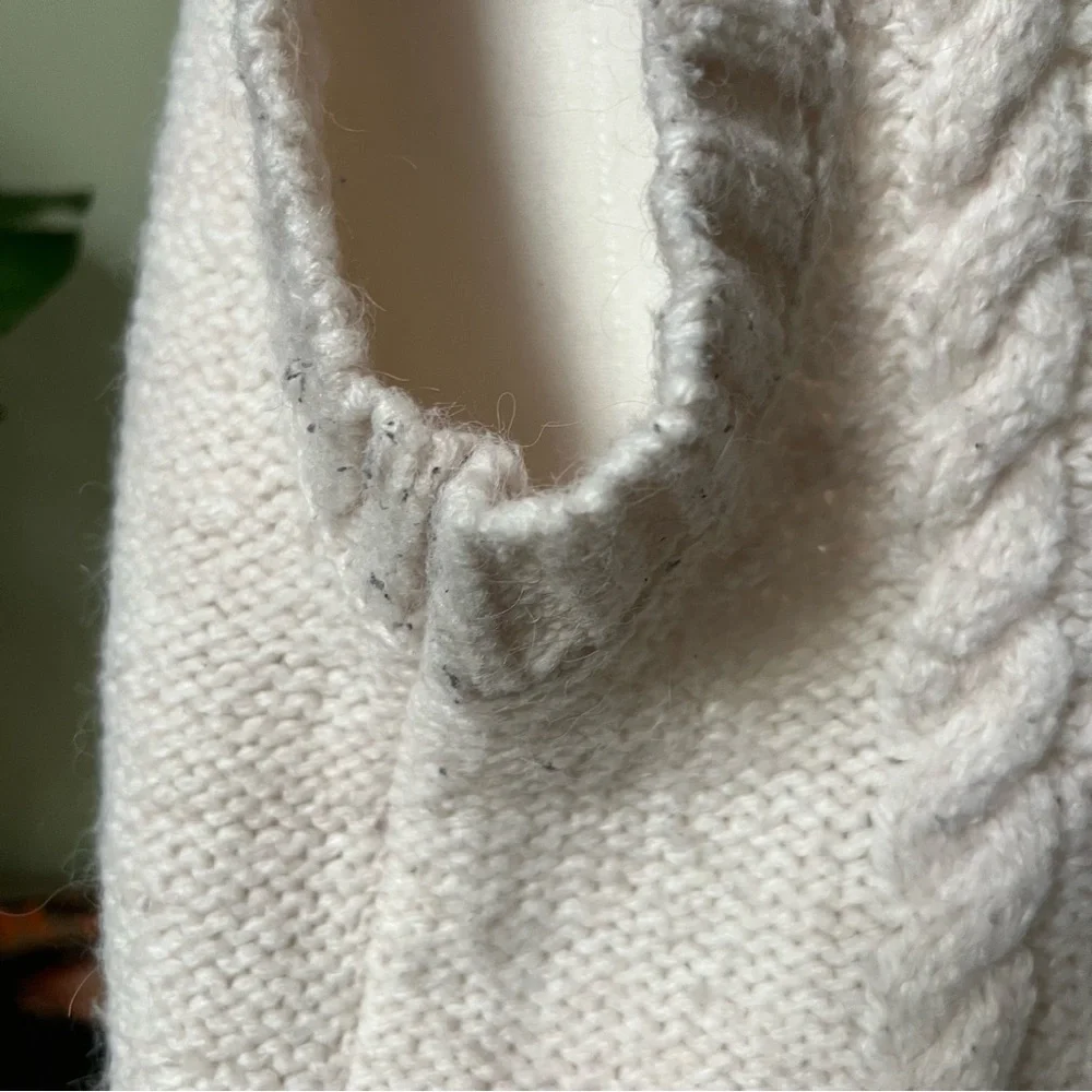 PRIMARK Off-White Cream Knit 3D Polka Dots Oversized Sweater Vest Shirt Top XS - Picture 10 of 16
